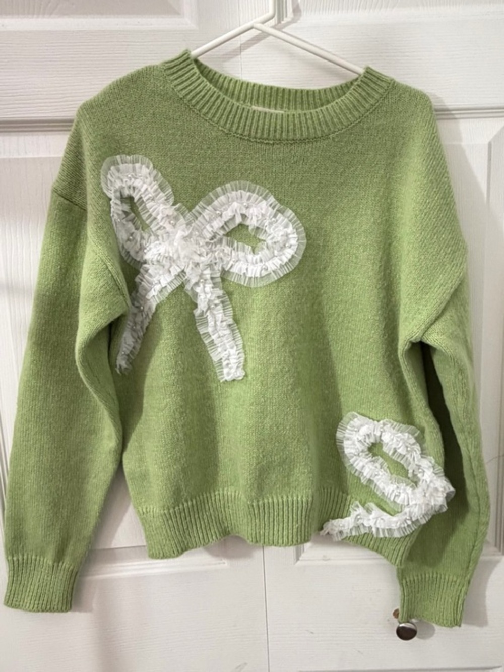 So Me Light Green Crew Neck Sweater with White Appliqué Bows